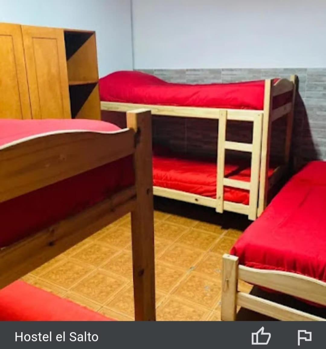 Hostel El Salto Эль-Чальтен Экстерьер фото